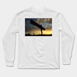Angel of the North at sunset Long Sleeve T-Shirt